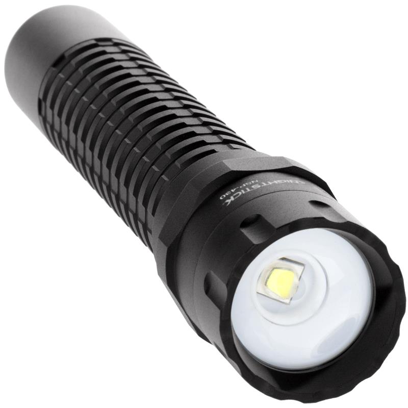 NSP-430 ADJUSTABLE BEAM FLASHLIGHT